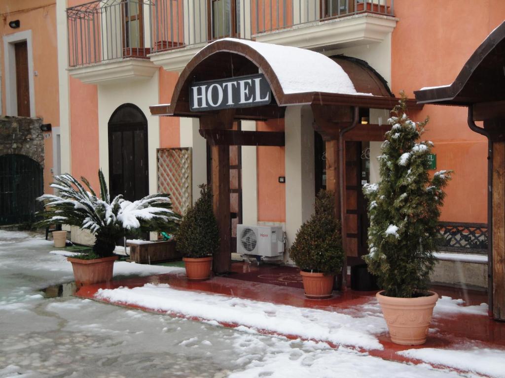 Hotel Antiche Terme Benevento Exterior foto